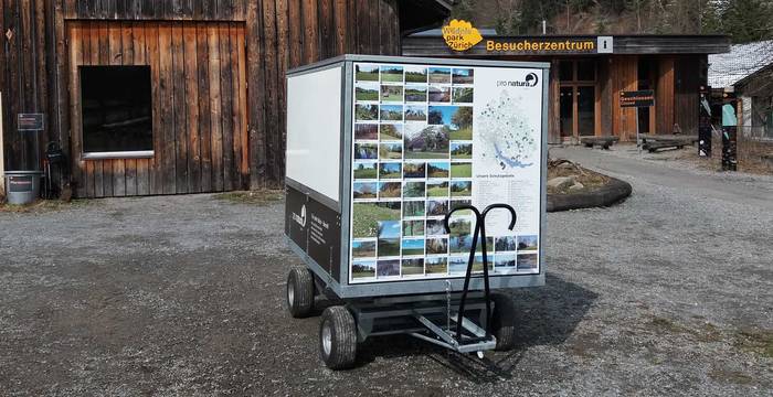 Naturmobil vor dem Besucherzentrum